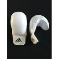 Перчатки для каратэ ADIDAS с защитой большого пальца