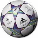 Футбольні м'ячі