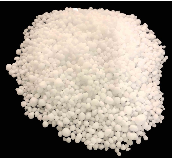 Карбамид (мочевина) гранулированный N - 46,2%, азотное минеральное-органическое удобрение 5кг (so-00016)